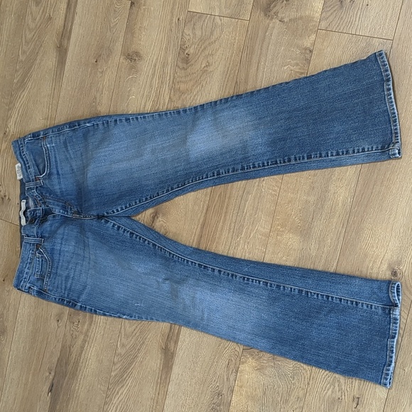 Levi’s 515 Boot Cut Embellished Pocket  Regular women's jeans size 6 - Picture 2 of 9